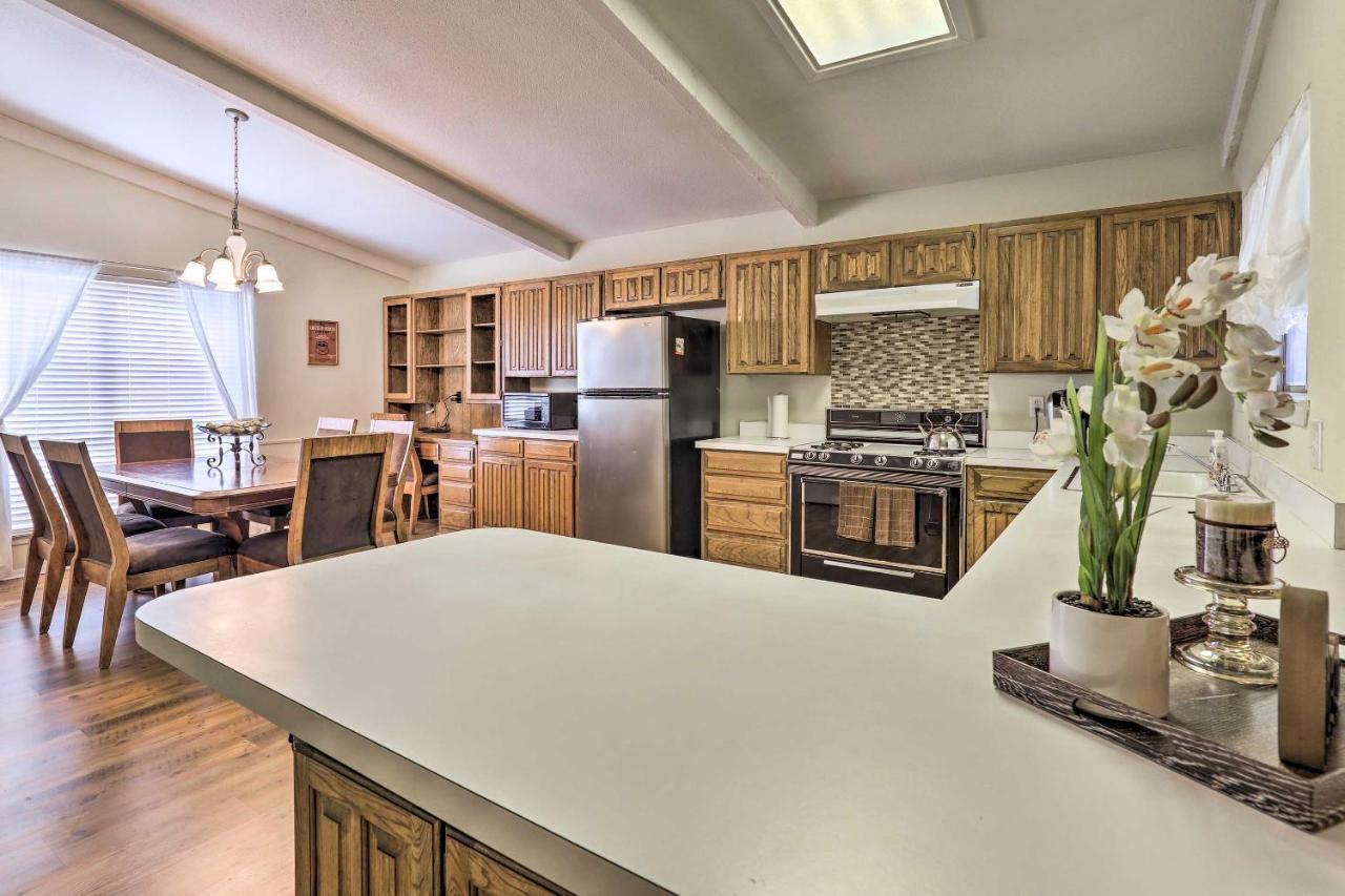Granbury Getaway With Lake Views 2 Mi To Downtown! Exterior photo