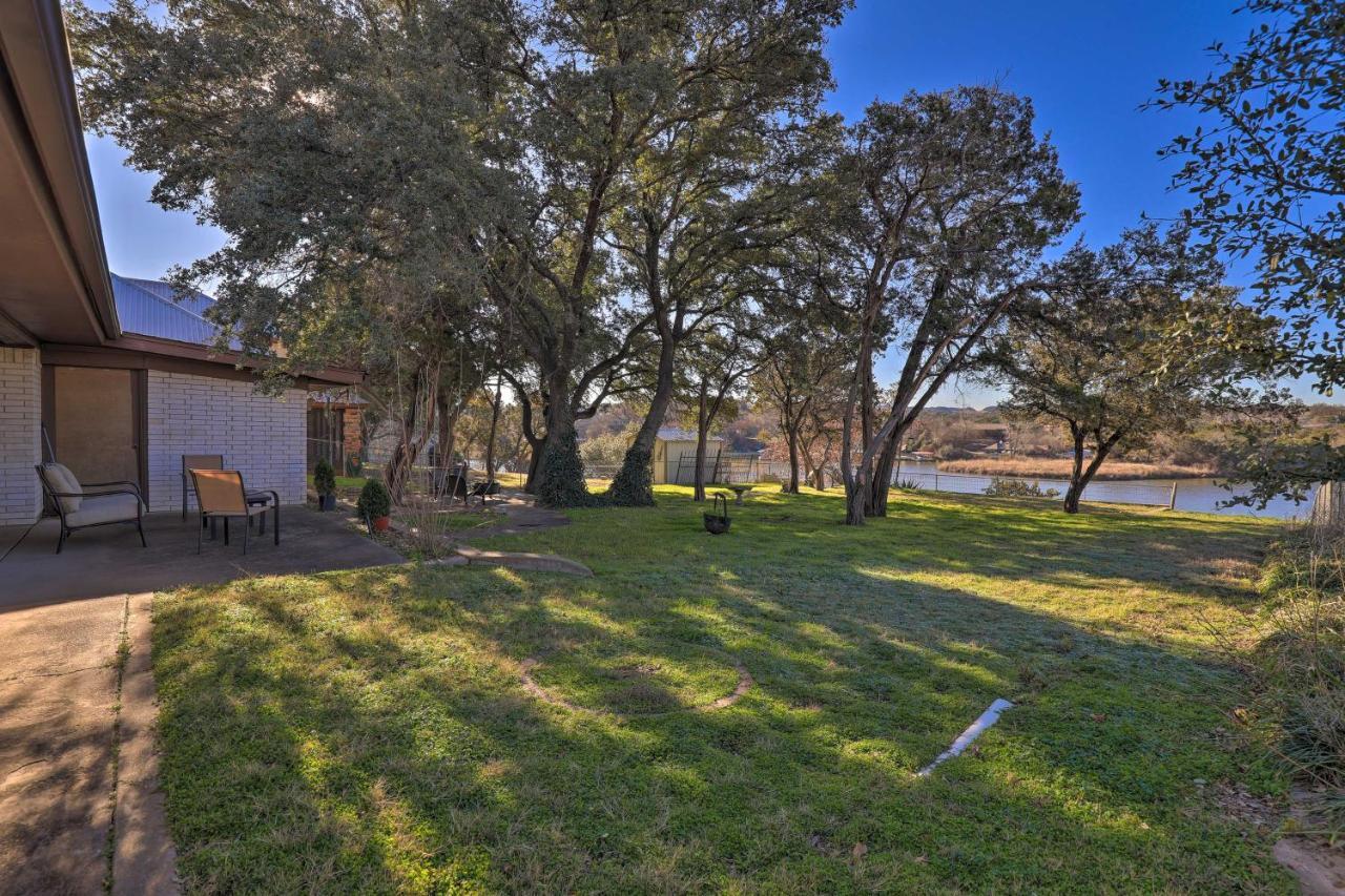 Granbury Getaway With Lake Views 2 Mi To Downtown! Exterior photo